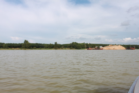 Ngày[-]3/11,[-]xả[-]lũ[-]hồ[-]Dầu[-]Tiếng[-]ra[-]sông[-]Sài[-]Gòn